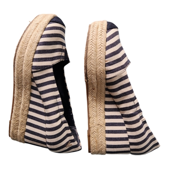 Victor Alfaro Navy & Cream Striped Espadrille Wedges Size 8.5 GUC - Picture 2 of 12